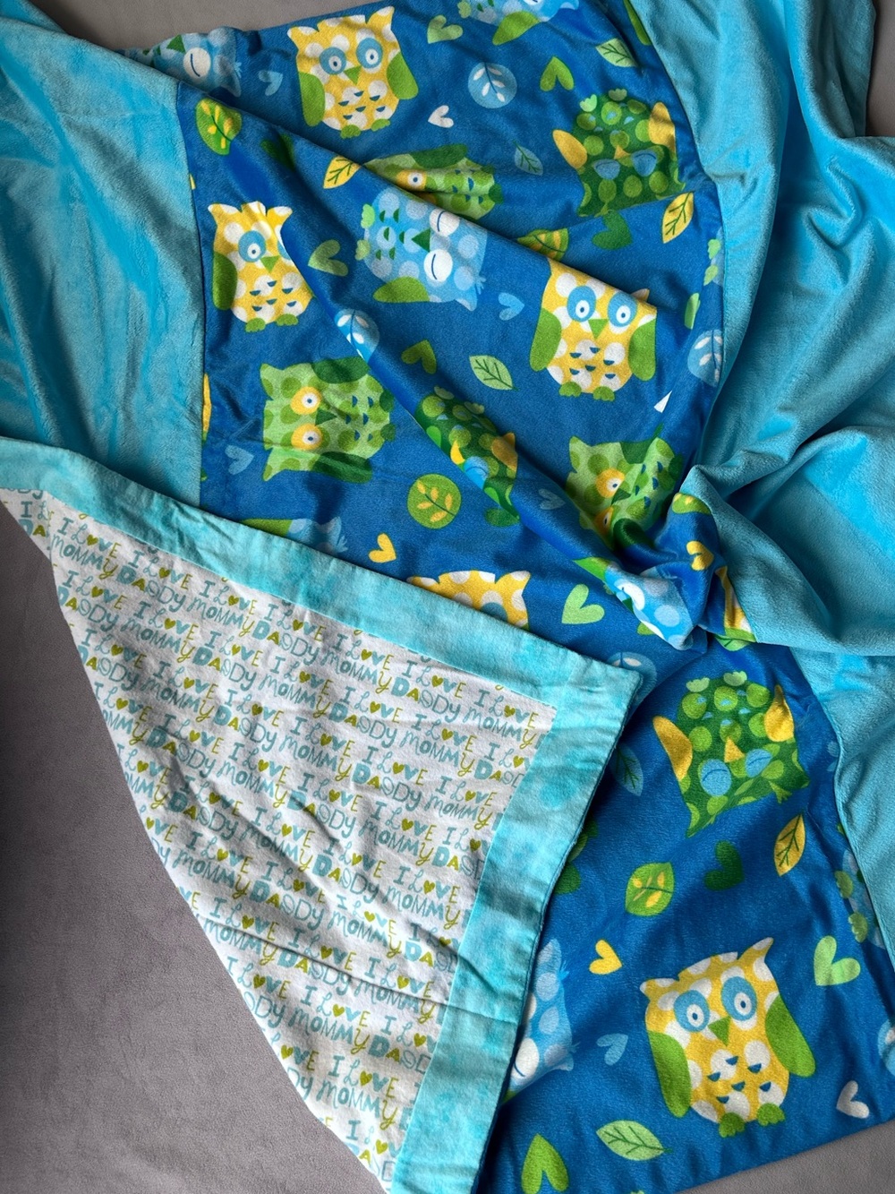 Handmade ~ Baby Blanket ~ Owl Pattern front ~ “I love Mommy Daddy” back